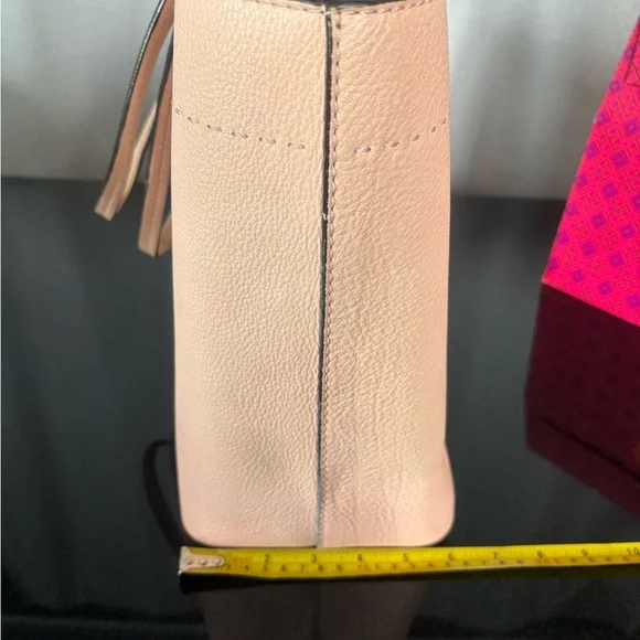 Tory Burch McGraw Pink Leather Tote Bag - Picture 11 of 14
